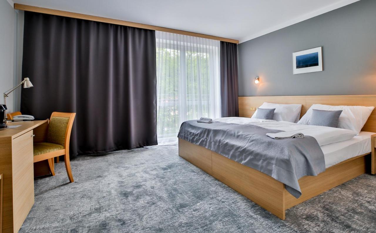 Lh Parkhotel Hluboka Nad Vltavou Congress & Wellness מראה חיצוני תמונה