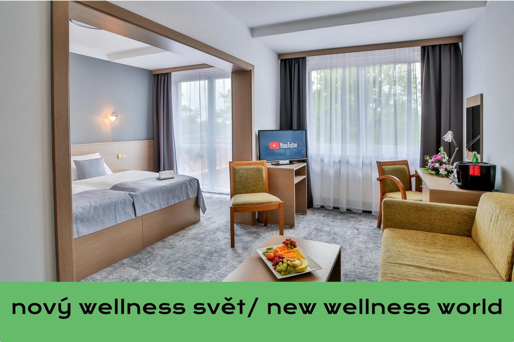 Lh Parkhotel Hluboka Nad Vltavou Congress & Wellness מראה חיצוני תמונה