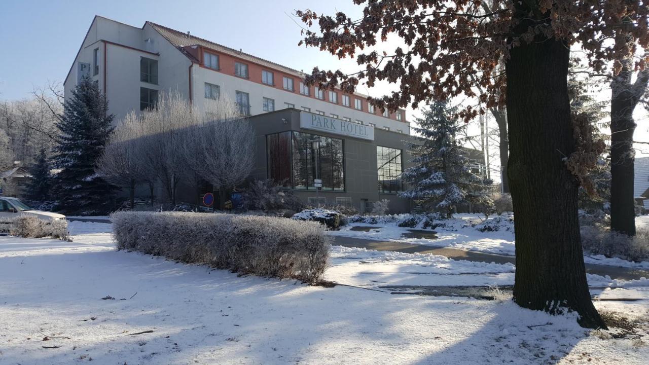 Lh Parkhotel Hluboka Nad Vltavou Congress & Wellness מראה חיצוני תמונה