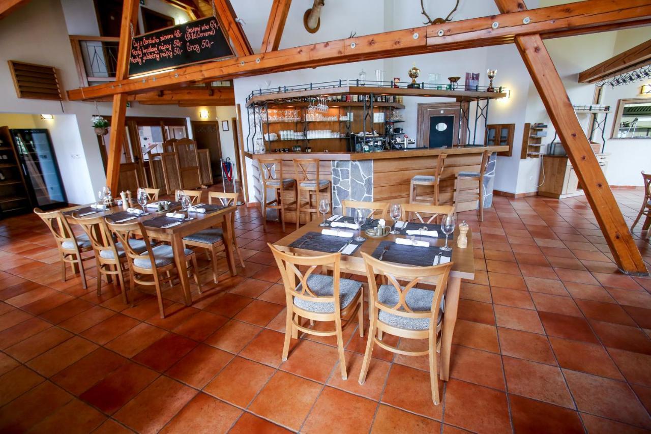 Lh Parkhotel Hluboka Nad Vltavou Congress & Wellness מראה חיצוני תמונה